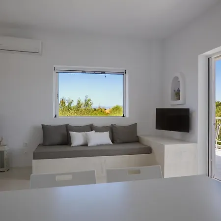 Holiday home Family Maisonette With Pool #4