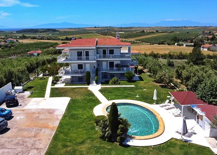 Tatil Evi Family Maisonette With Pool #4 Néa Fókaia