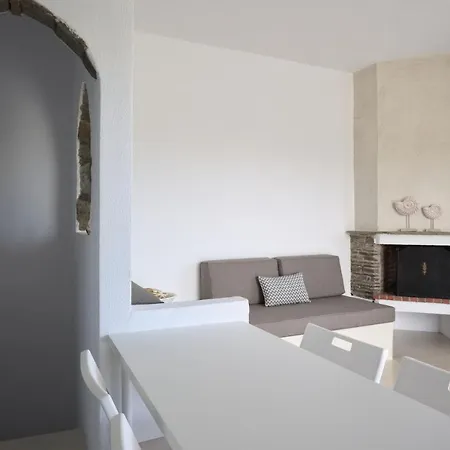 בית נופש Family Maisonette With Pool #4